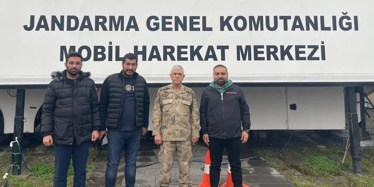 Alattin Çakıcı’nın danışmanı Jandarma Genel Komutanı ile fotoğraf çektirip paylaştı