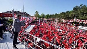 Ekrem İmamoğlu'ndan Erdoğan'a: Terör ilişkilerinden ekmek yemeye çalışan sensin
