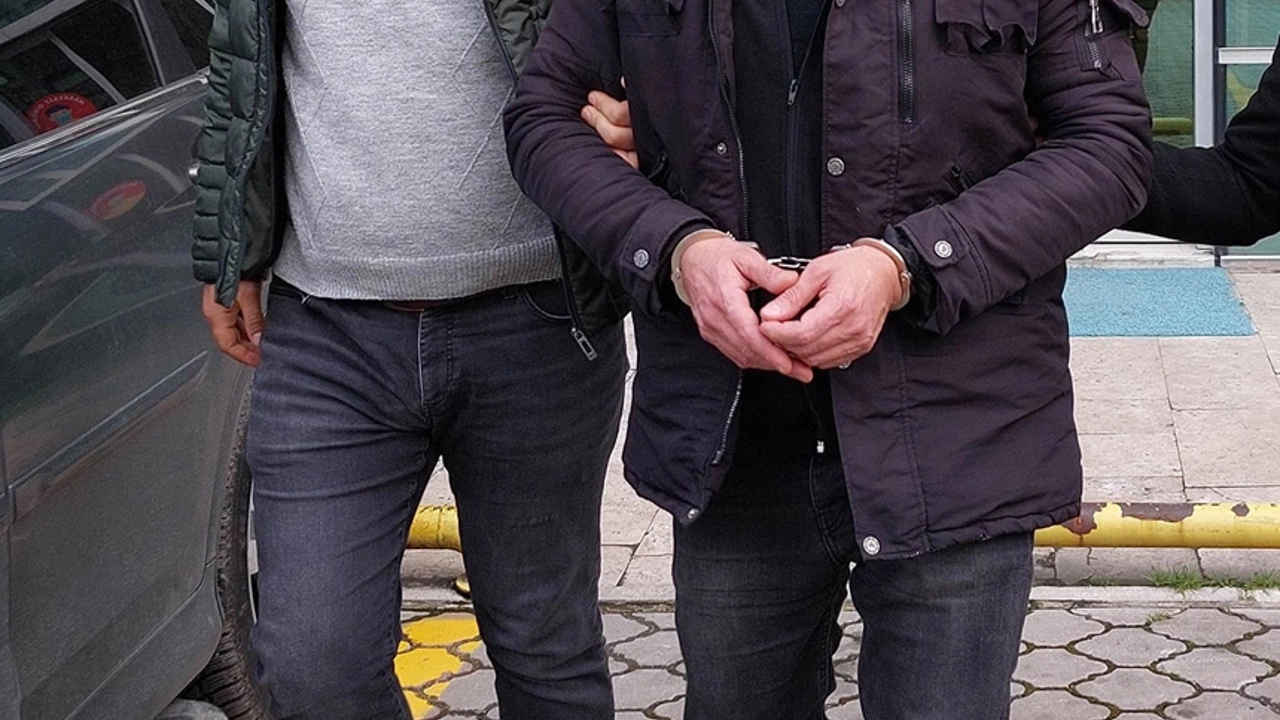 Devleti milyonlarca dolar zarara uğrattılar: 16 gözaltı