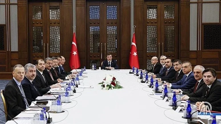 EKK toplantısına AKP’li iki ismin katılımı tepki çekti