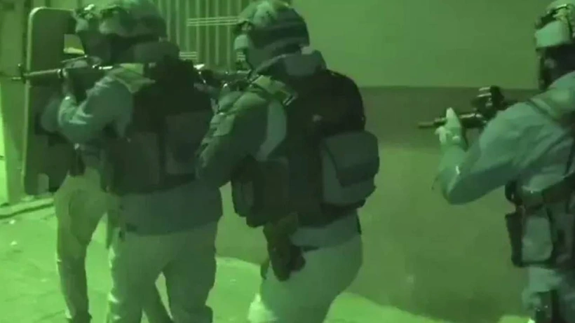 Kırmızı bültenle aranan iki kişi daha İstanbul’da yakalandı