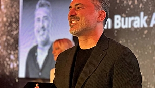 Hasan Burak Akyıldız'a ELLE'den İki Ödül Birden